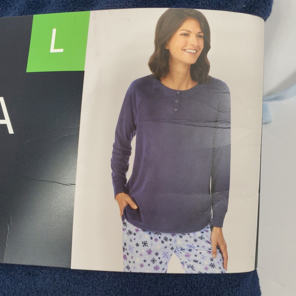 Nautica Pajama Set Womens Large Blue New 2PC Velour Fleece Snowflake Henley